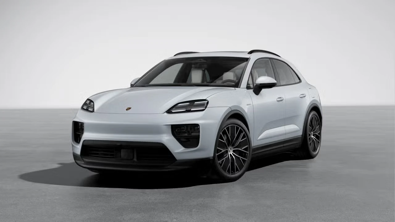 2026 Porsche Macan Electric - Image 4 of 30