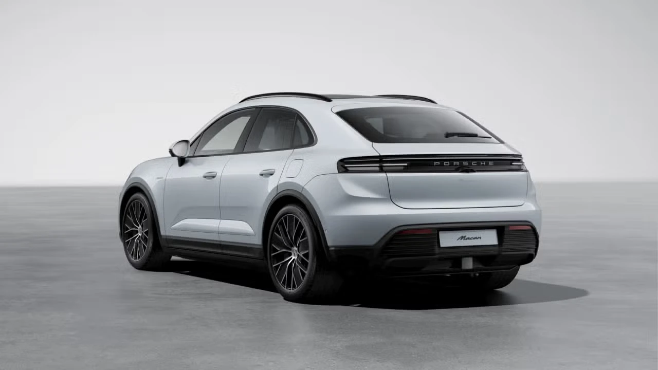 2026 Porsche Macan Electric - Image 20 of 30