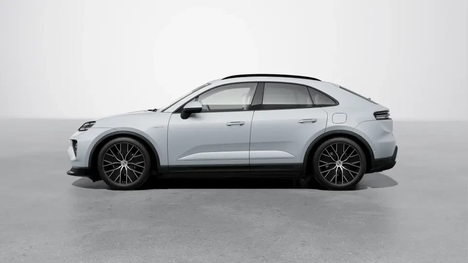 2026 Porsche Macan Electric - Image 15 of 30