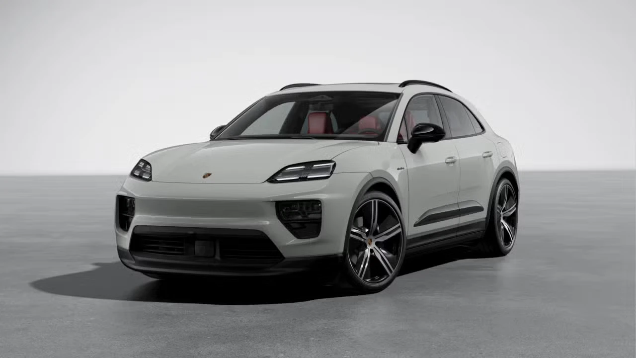 2026 Porsche Macan Electric - Image 4 of 31