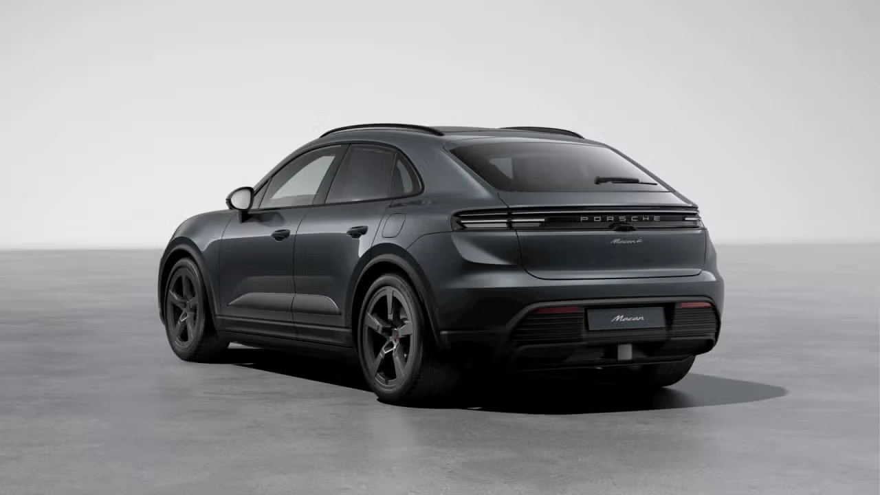 2026 Porsche Macan Electric - Image 20 of 31