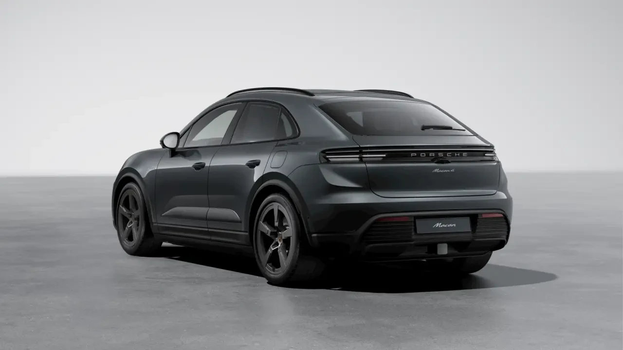 2026 Porsche Macan Electric - Image 24 of 31