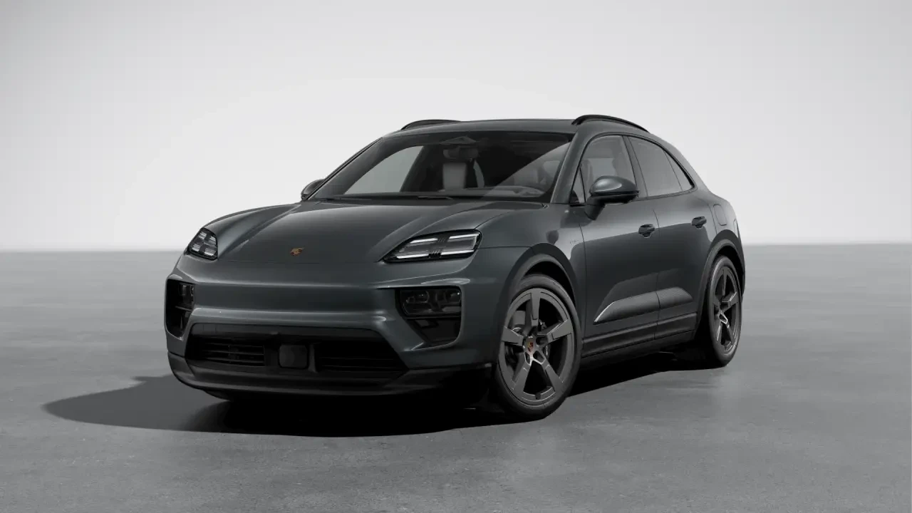 2026 Porsche Macan Electric - Image 8 of 31