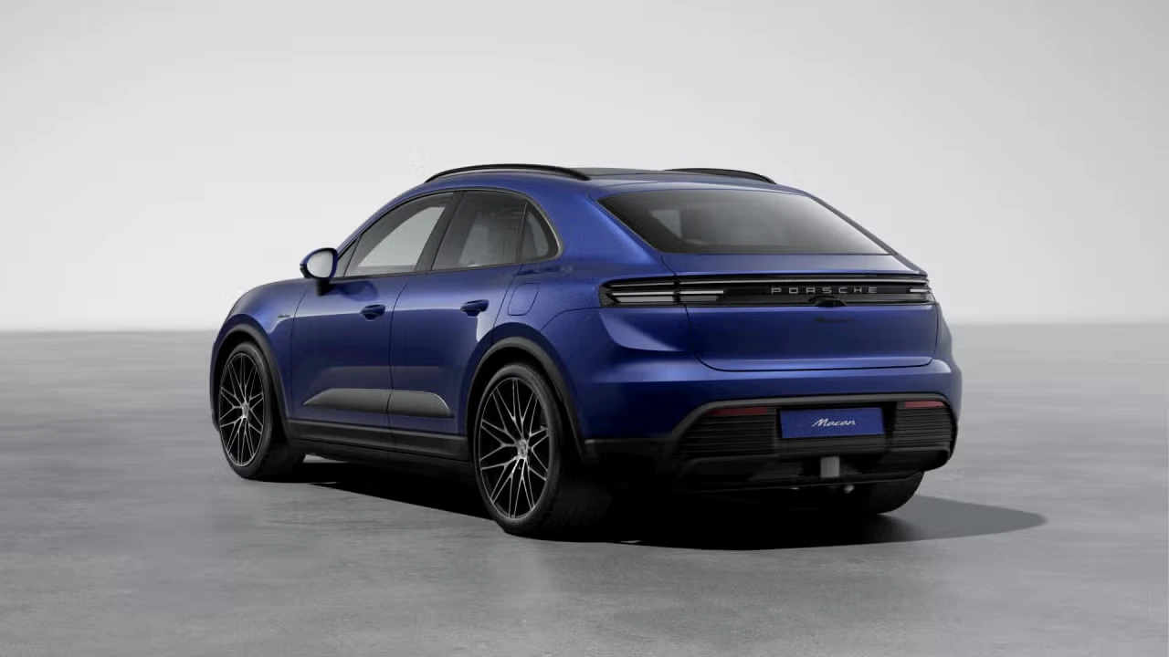 2026 Porsche Macan Electric - Image 20 of 31