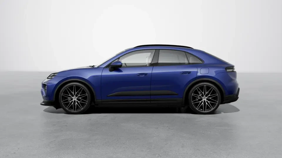 2026 Porsche Macan Electric - Image 15 of 31
