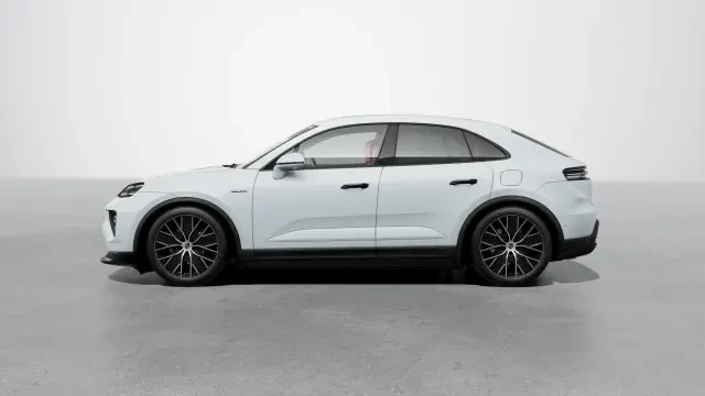 2026 Porsche Macan Electric - Image 14 of 30