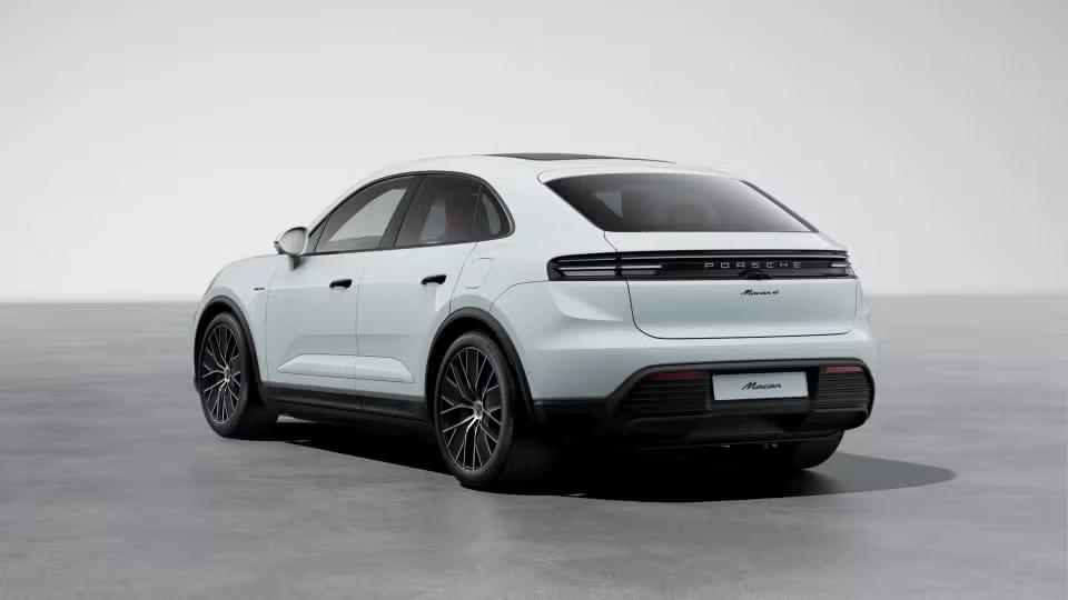 2026 Porsche Macan Electric - Image 19 of 30