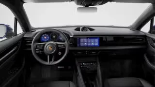 2026 Porsche Macan - Image 25 of 30