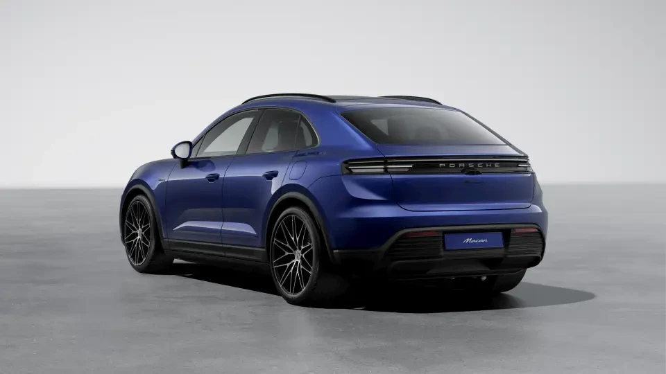 2026 Porsche Macan - Image 23 of 30