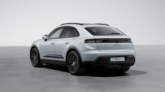 2026 Porsche Macan Electric - Image 22 of 31