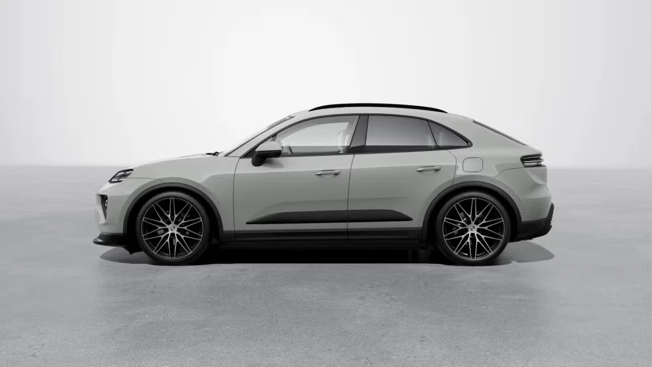 2026 Porsche Macan Electric - Image 12 of 31