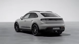 2026 Porsche Macan Electric - Image 17 of 31