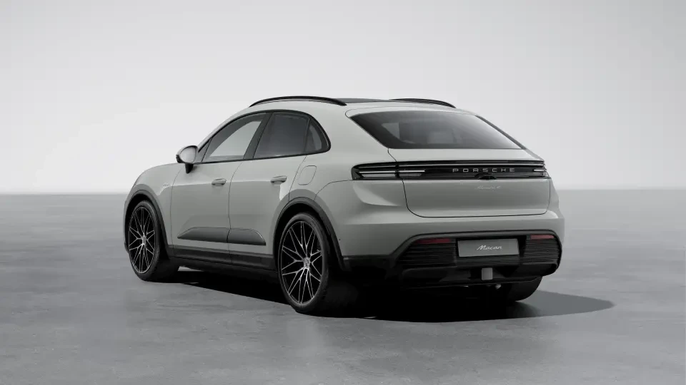 2026 Porsche Macan Electric - Image 23 of 31