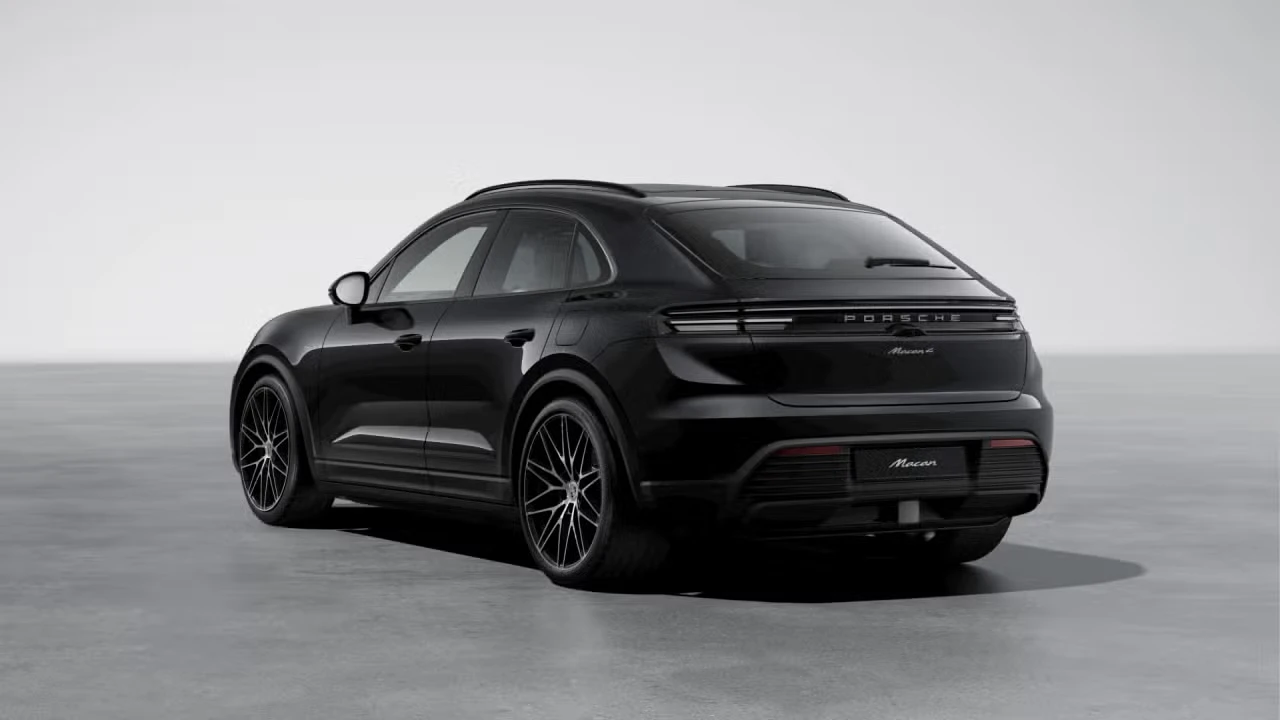 2026 Porsche Macan Electric - Image 20 of 31
