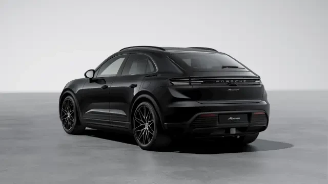 2026 Porsche Macan Electric - Image 22 of 31