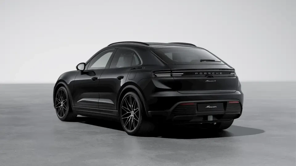 2026 Porsche Macan Electric - Image 23 of 31