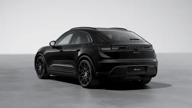 2026 Porsche Macan Electric - Image 22 of 31