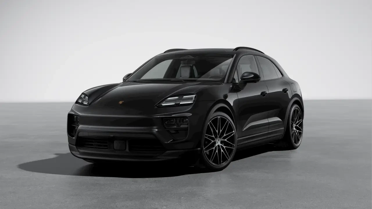 2026 Porsche Macan - Image 8 of 30