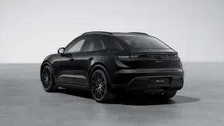 2026 Porsche Macan - Image 21 of 30