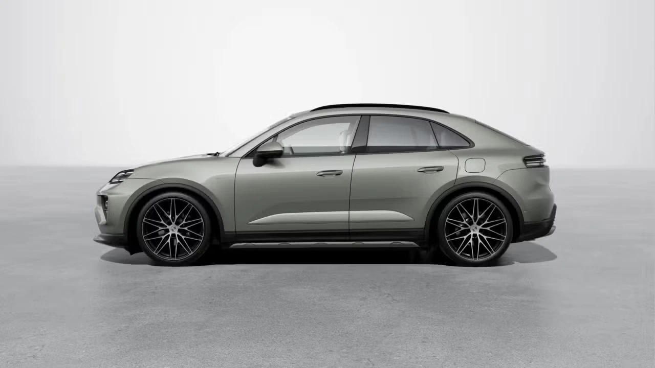 2026 Porsche Macan Electric - Image 12 of 31