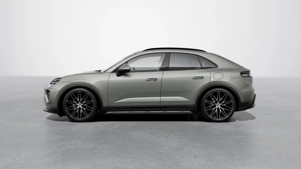 2026 Porsche Macan Electric - Image 11 of 31