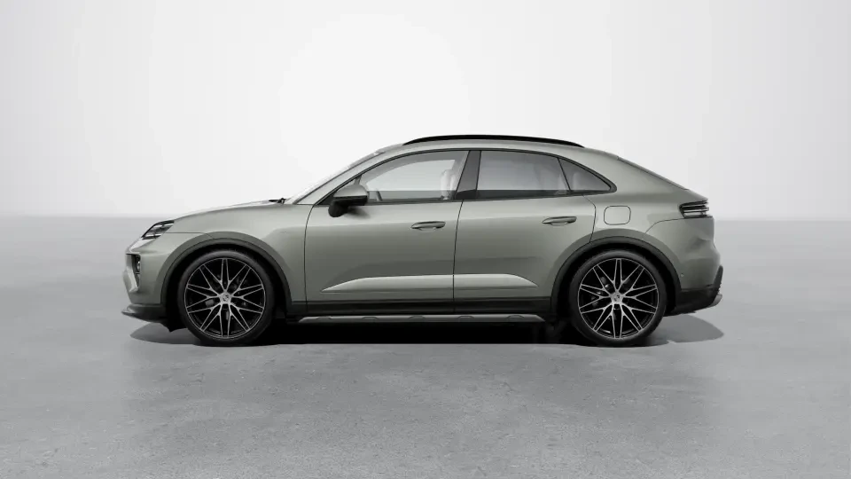 2026 Porsche Macan Electric - Image 15 of 31