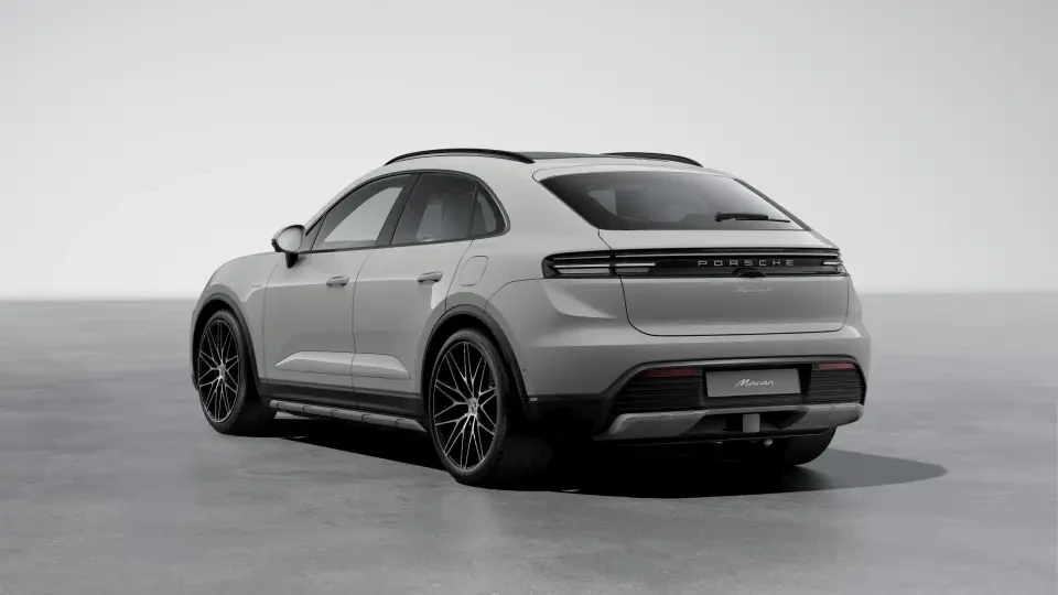 2026 Porsche Macan Electric - Image 23 of 30