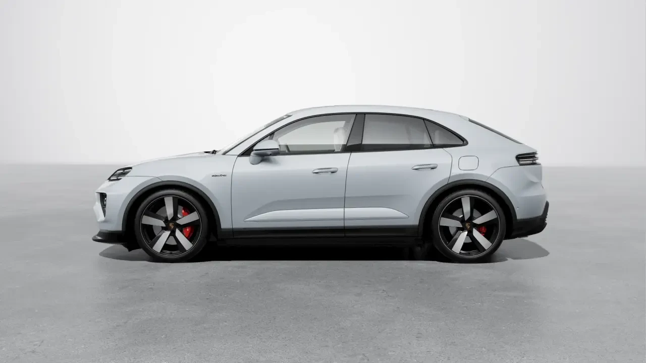 2026 Porsche Macan Electric - Image 2 of 7