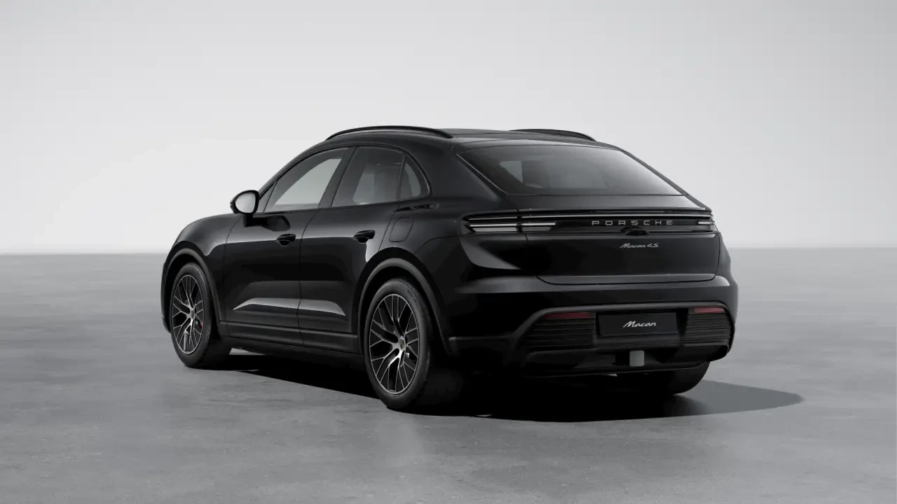 2026 Porsche Macan Electric - Image 3 of 7