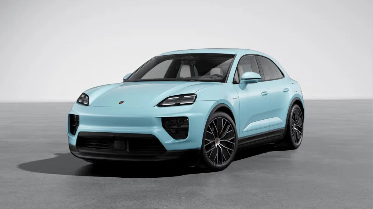 2026 Porsche Macan Electric - Image 4 of 21