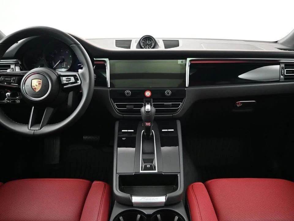 2026 Porsche Macan Electric - Image 9 of 20