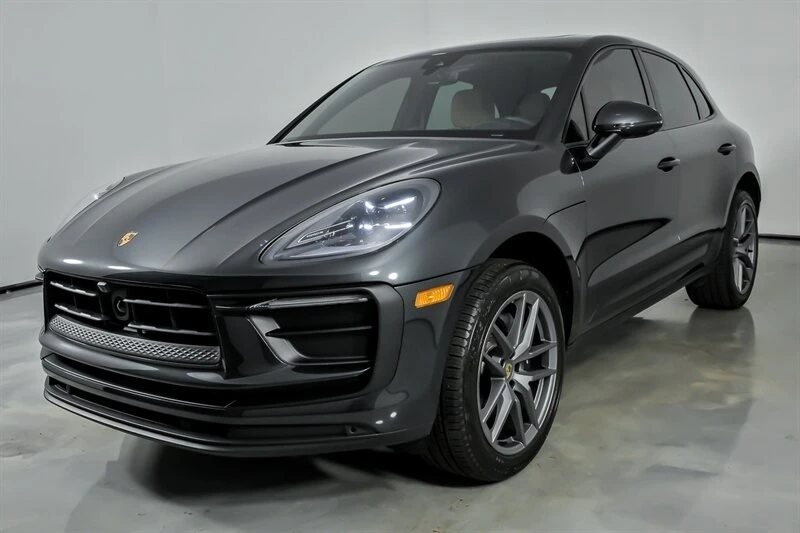 2026 Porsche Macan - Image 6 of 31