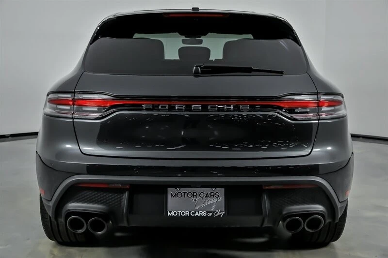 2026 Porsche Macan - Image 11 of 31
