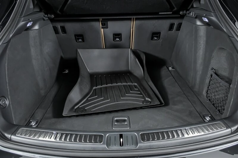 2026 Porsche Macan - Image 16 of 31