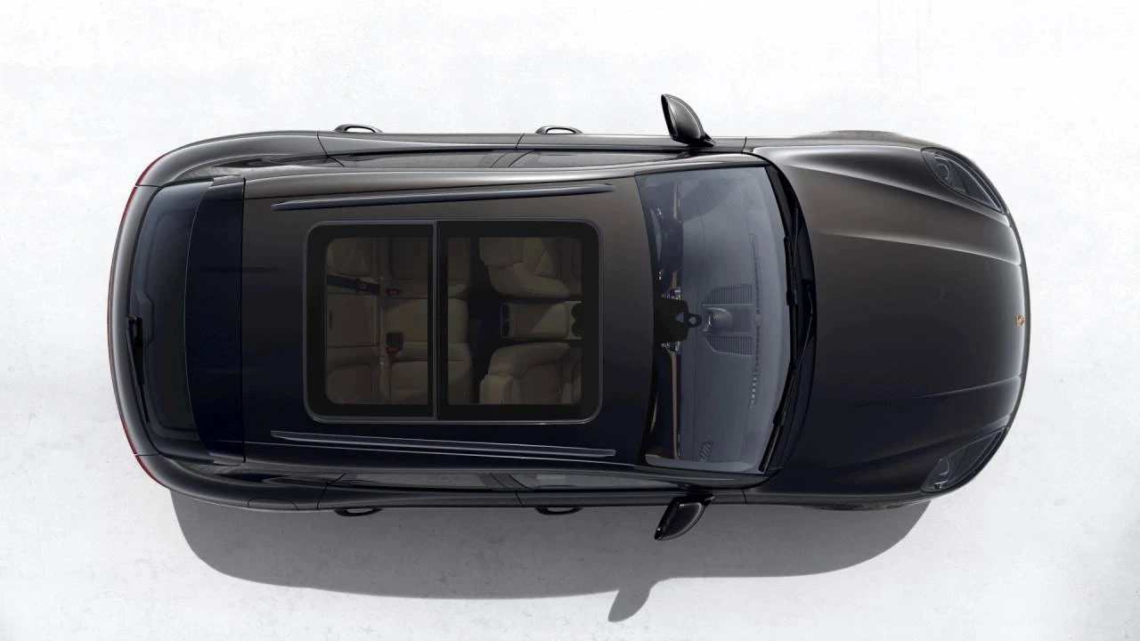2026 Porsche Macan - Image 5 of 10
