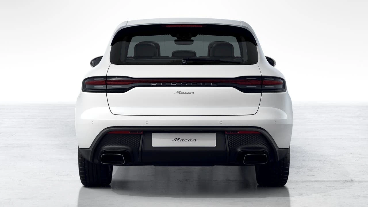 2026 Porsche Macan - Image 7 of 10