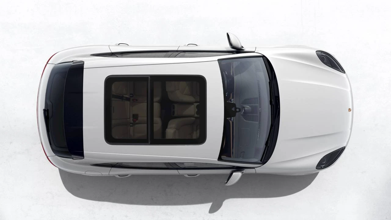 2026 Porsche Macan - Image 5 of 10