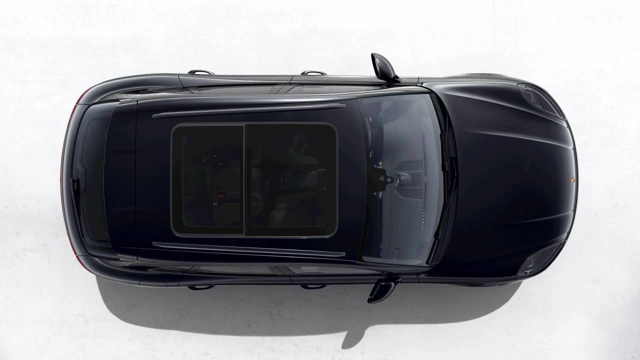 2026 Porsche Macan - Image 5 of 10