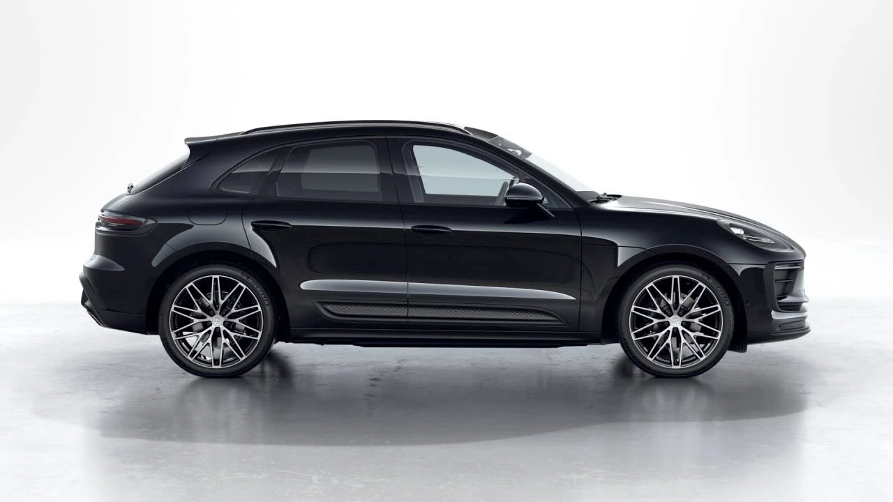 2026 Porsche Macan - Image 6 of 10