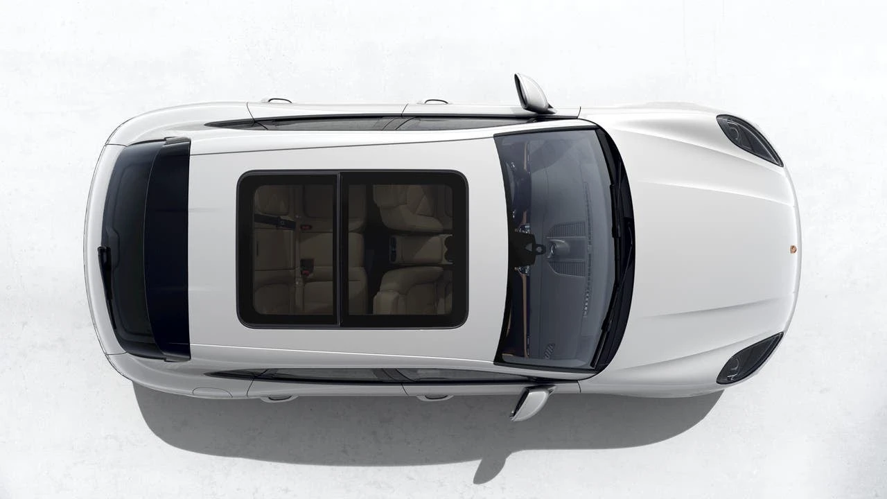 2026 Porsche Macan - Image 5 of 10