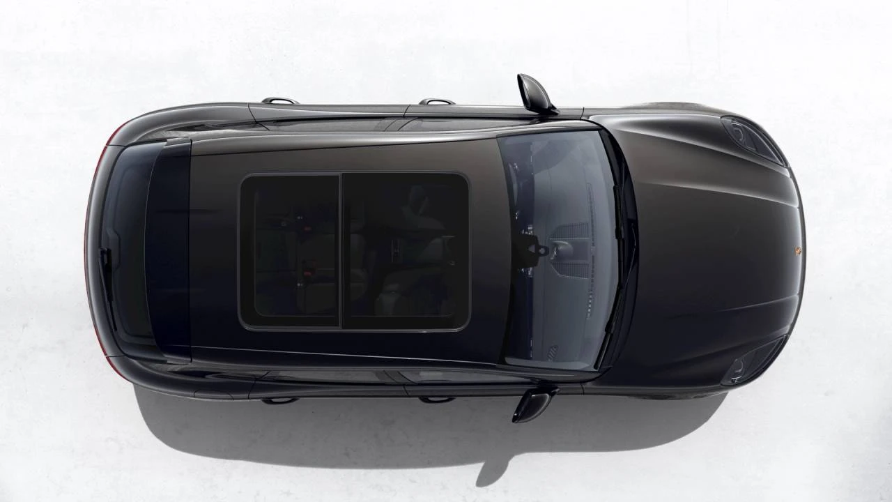 2026 Porsche Macan - Image 5 of 10