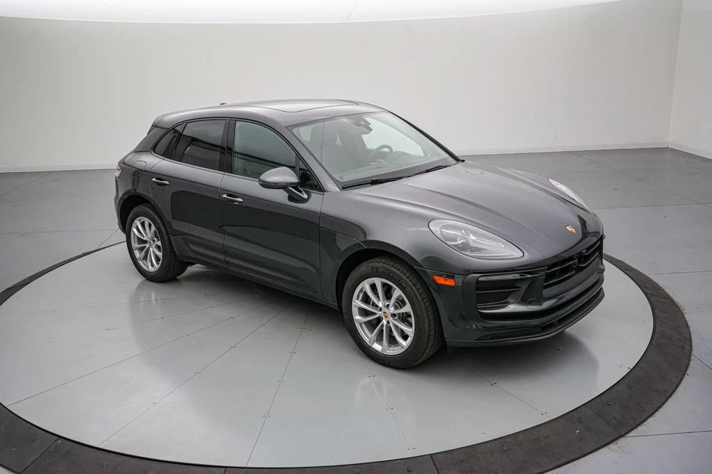 2026 Porsche Macan - Image 2 of 31