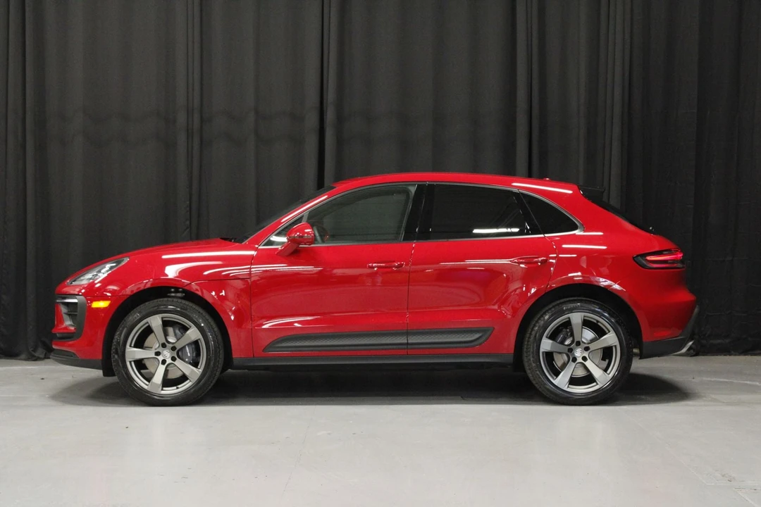 2026 Porsche Macan - Image 2 of 31