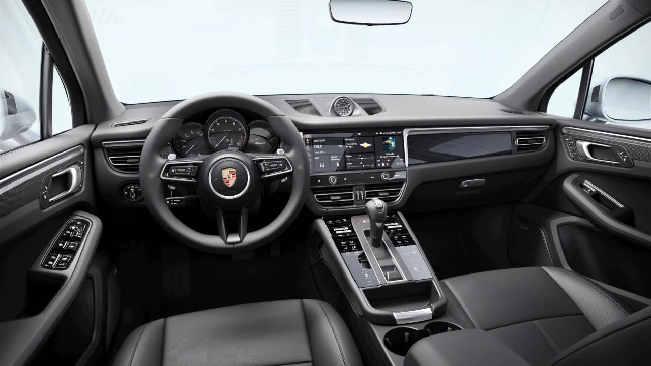 2026 Porsche Macan - Image 9 of 10