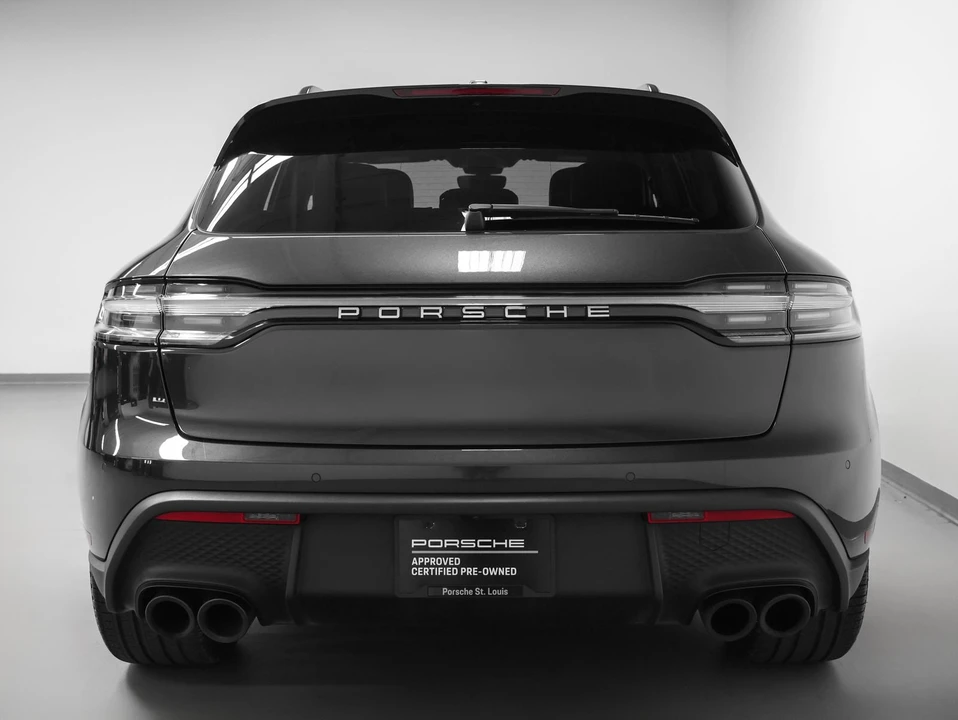 2026 Porsche Macan - Image 11 of 31