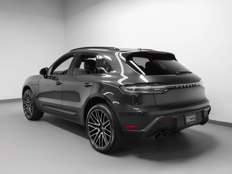 2026 Porsche Macan - Image 3 of 31
