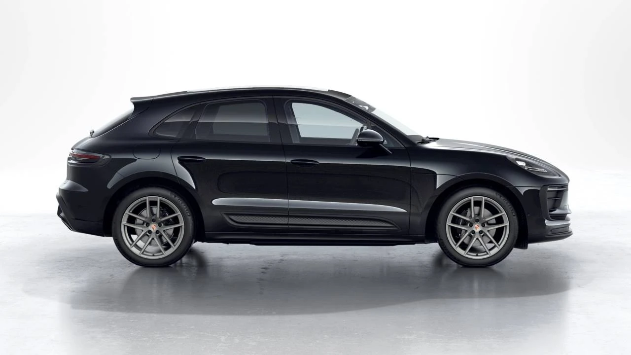 2026 Porsche Macan - Image 6 of 10