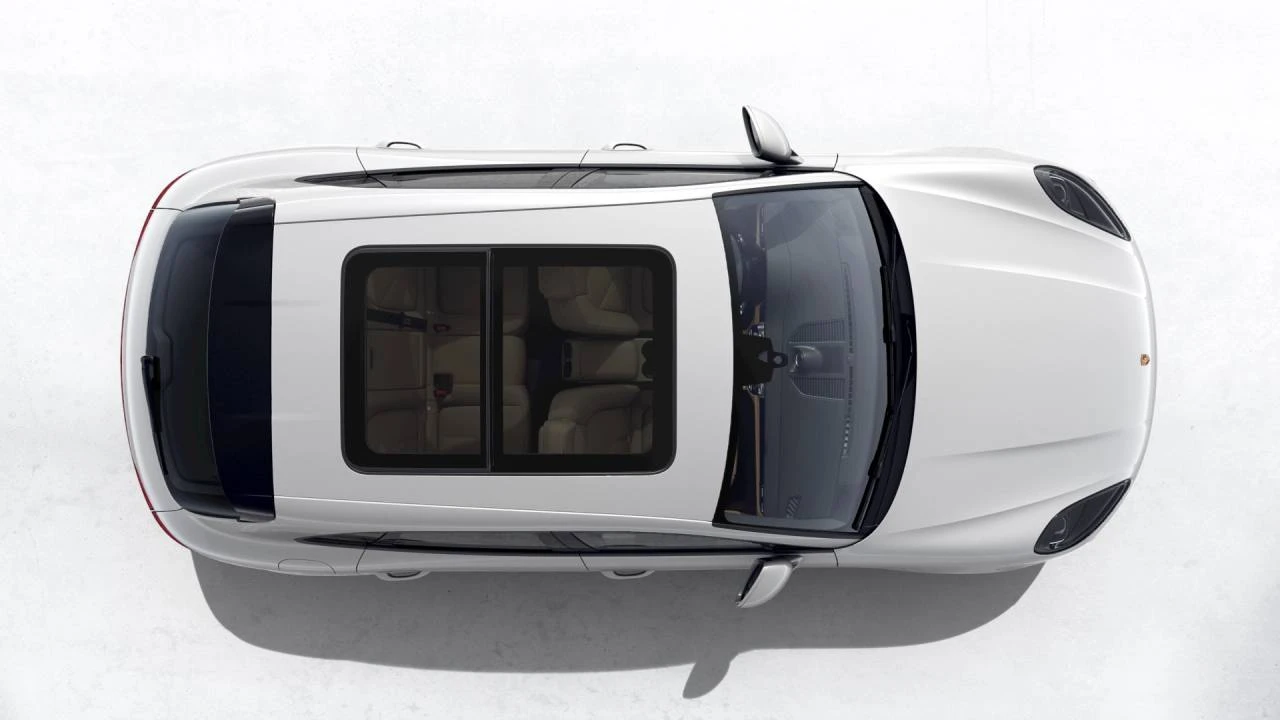 2026 Porsche Macan - Image 5 of 10