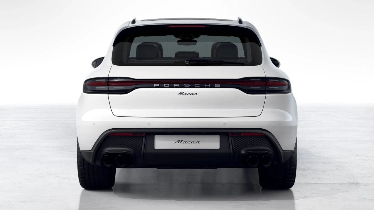 2026 Porsche Macan - Image 7 of 10