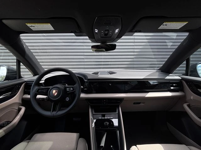 2026 Porsche Macan Electric - Image 13 of 31